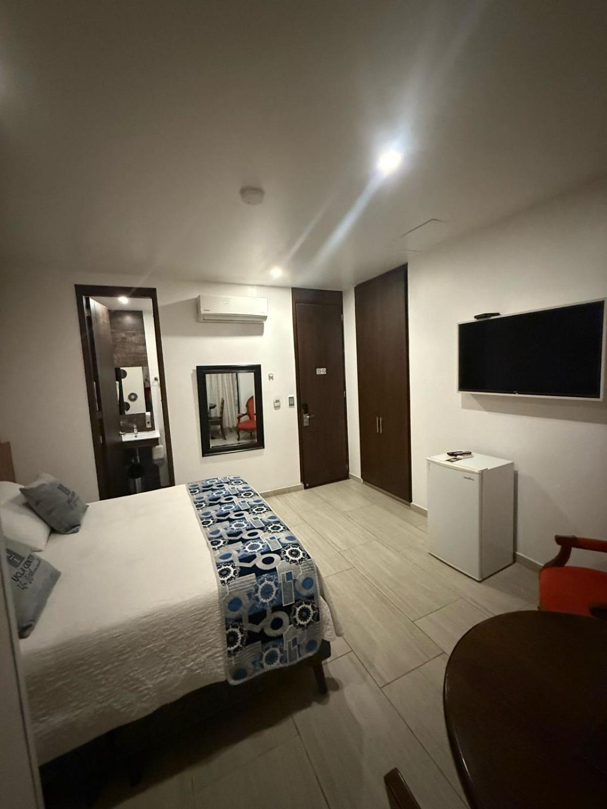 Hotel Ucla Center 바예두파르 외부 사진